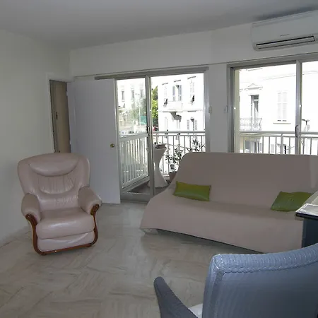 Three-bedroom Super Apartment Cannes
