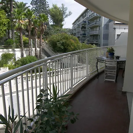 Appartement Three-bedroom Super *