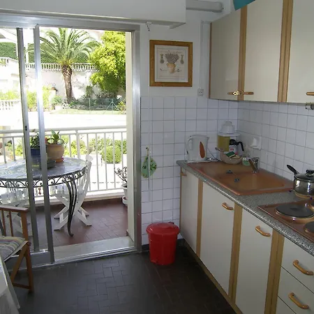 Three-bedroom Super Appartement *